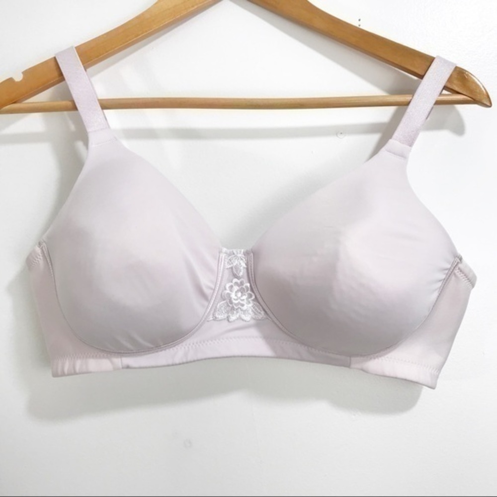 Vanity Fair women’s bras size 38C